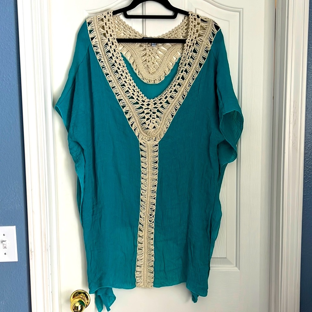 Highness Boho Crochet Detail Cover Up Top
Short Kaftan Poncho blue OS Swim Pool